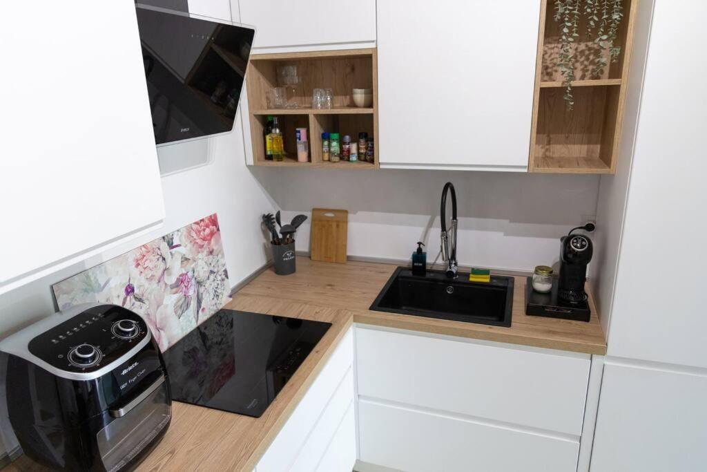 Donna Marta Apartment Болоня Екстериор снимка