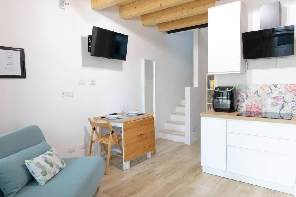 Donna Marta Apartment Болоня Екстериор снимка