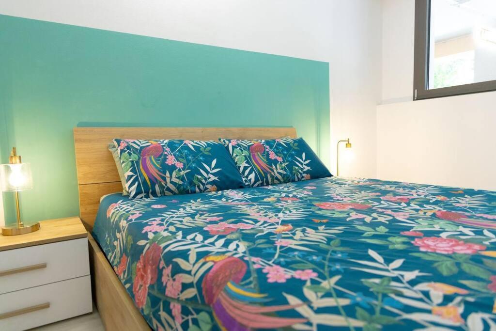 Donna Marta Apartment Болоня Екстериор снимка