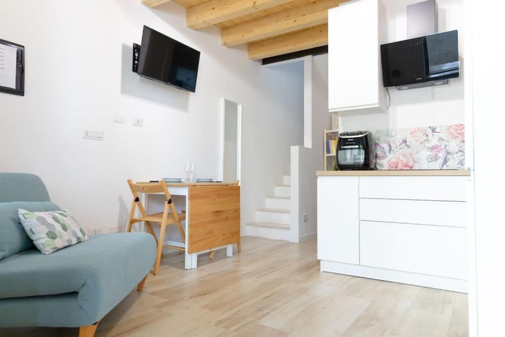 Donna Marta Apartment Болоня Екстериор снимка